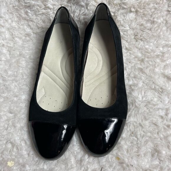 Auditions Black leather Suede and patent slip on shoes size 11 - Picture 1 of 9